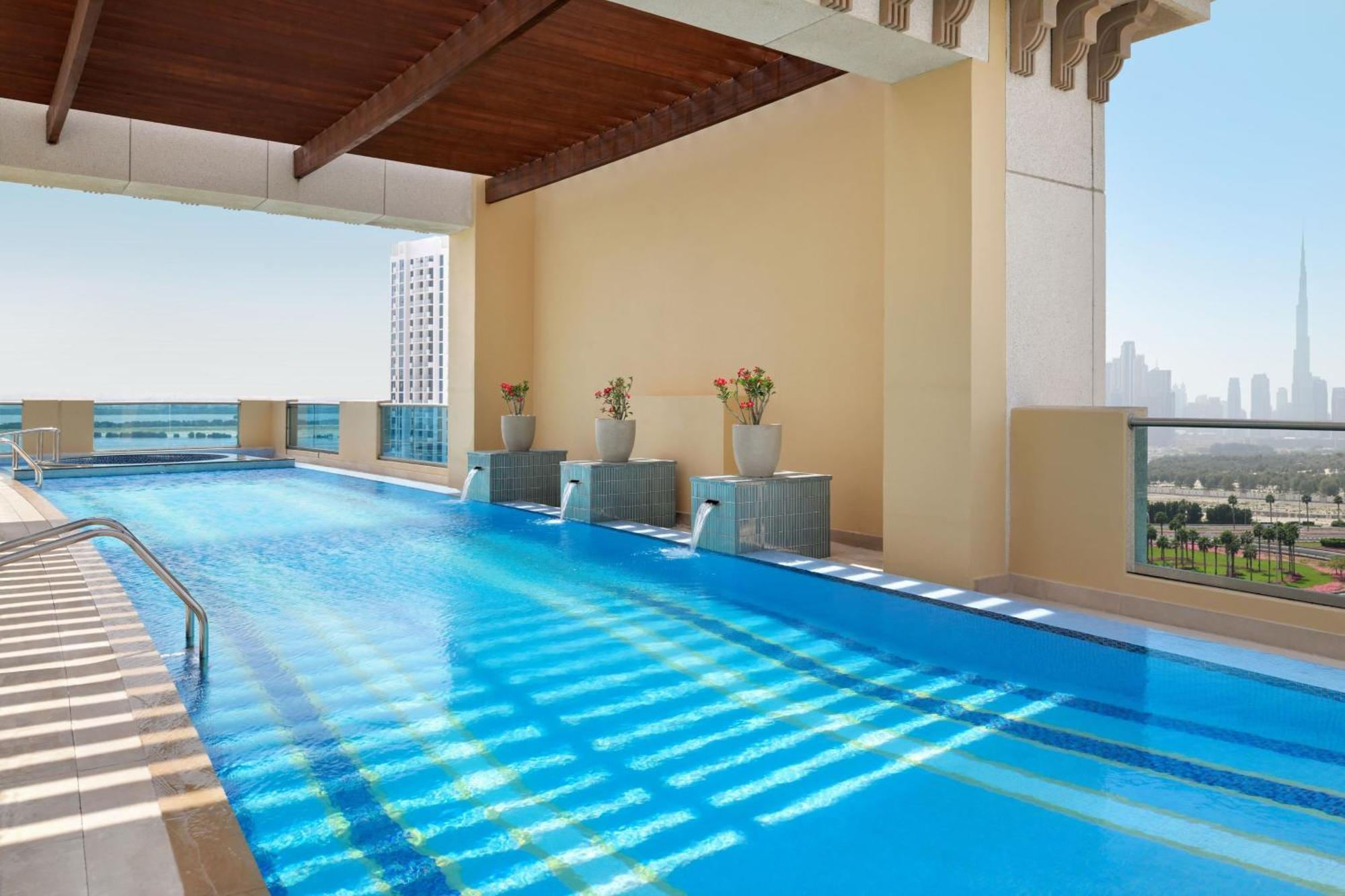 Marriott Hotel Al Jaddaf, דובאי מראה חיצוני תמונה Rooftop pool