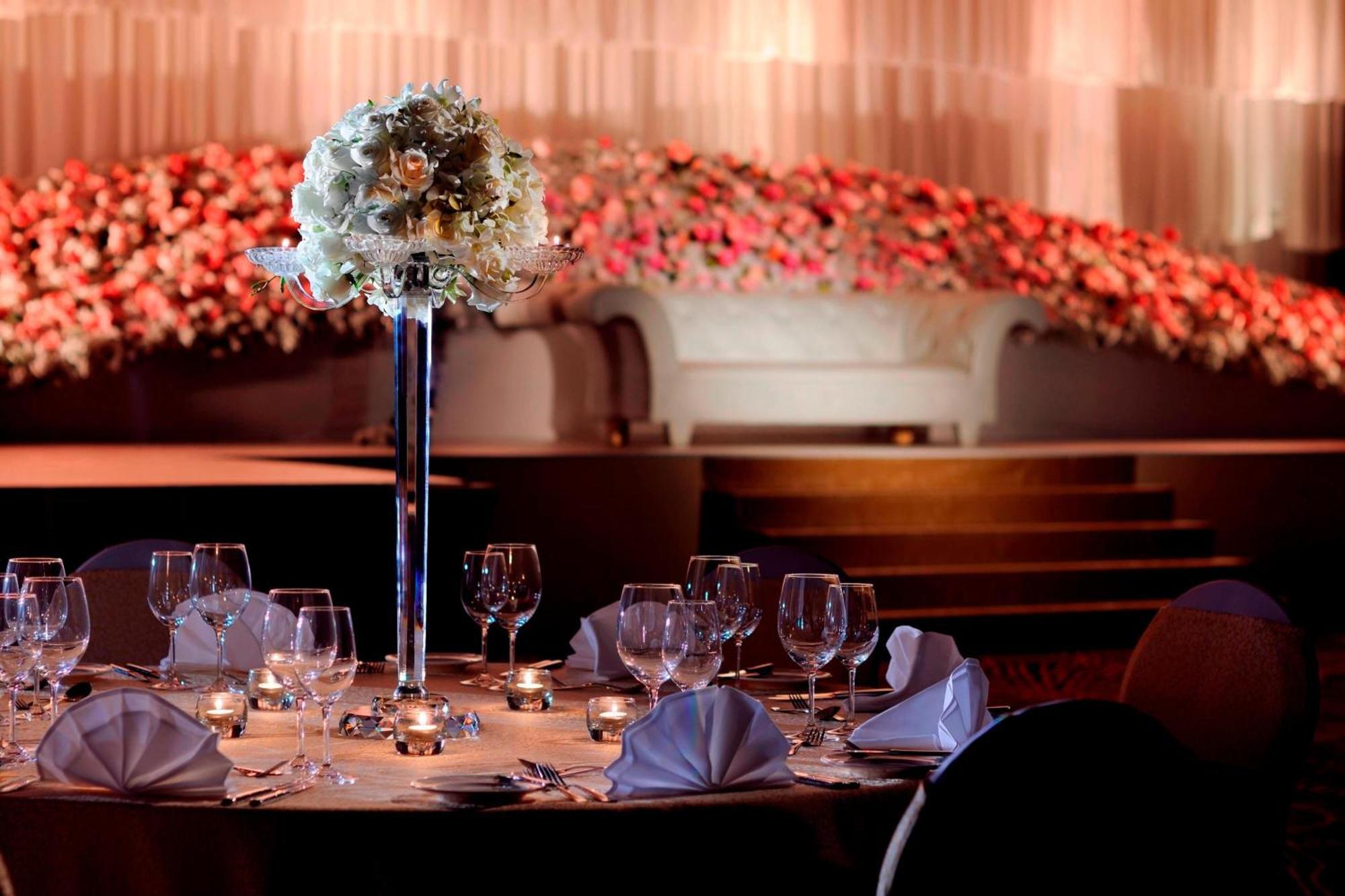Marriott Hotel Al Jaddaf, דובאי מראה חיצוני תמונה The Royal Ballroom